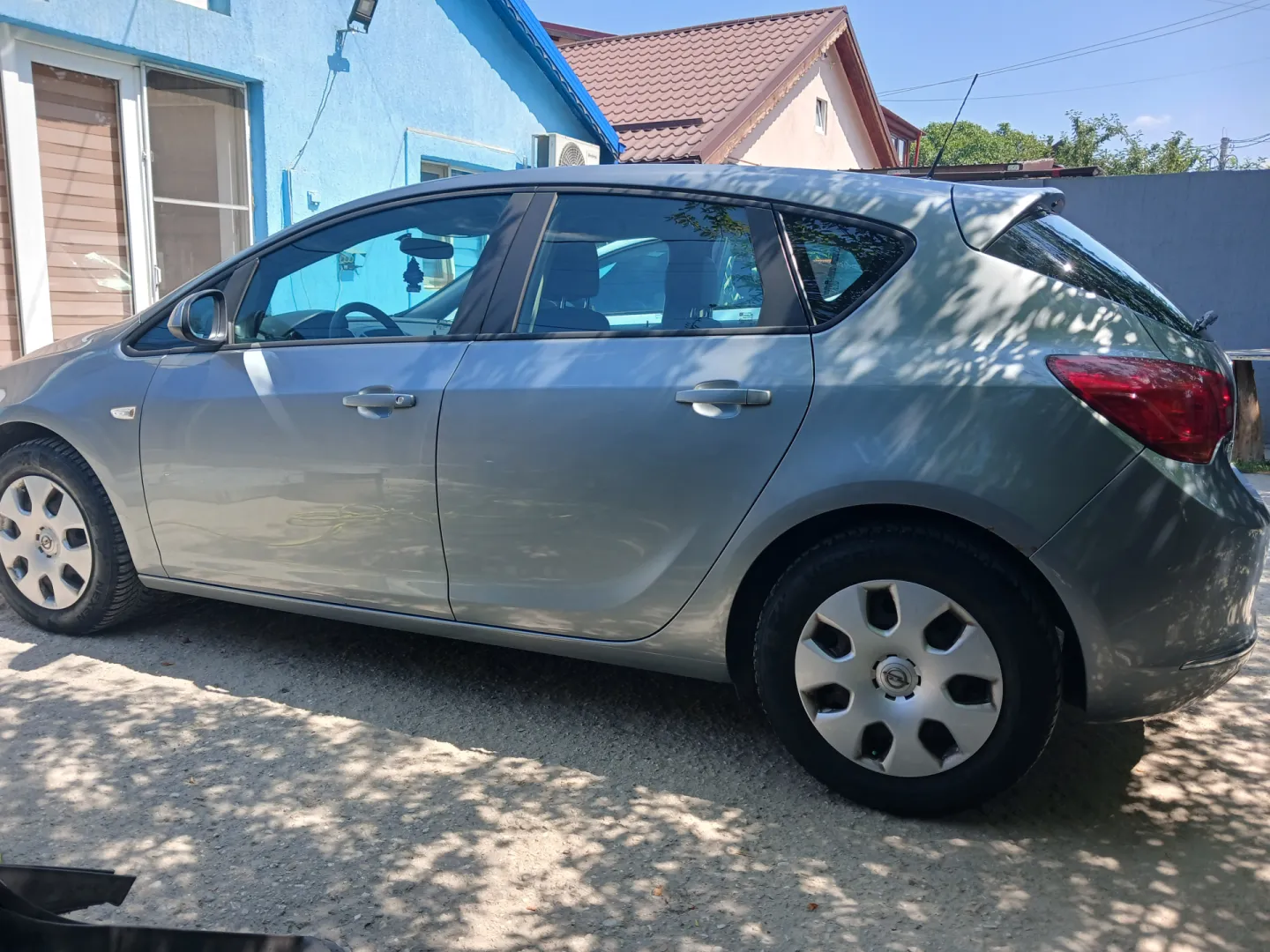 Cumpara/ Vinde online Opel Astra 2014 SH, la cel mai bun pret pentru tine!