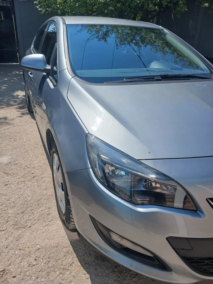 Cumpara/ Vinde online Opel Astra 2014 SH, la cel mai bun pret pentru tine!
