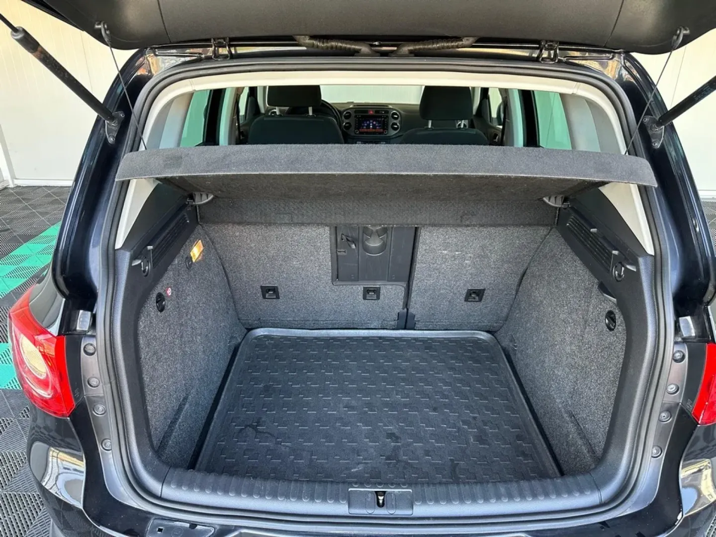Cumpara/ Vinde online Volkswagen Tiguan 2008 SH, la cel mai bun pret pentru tine!