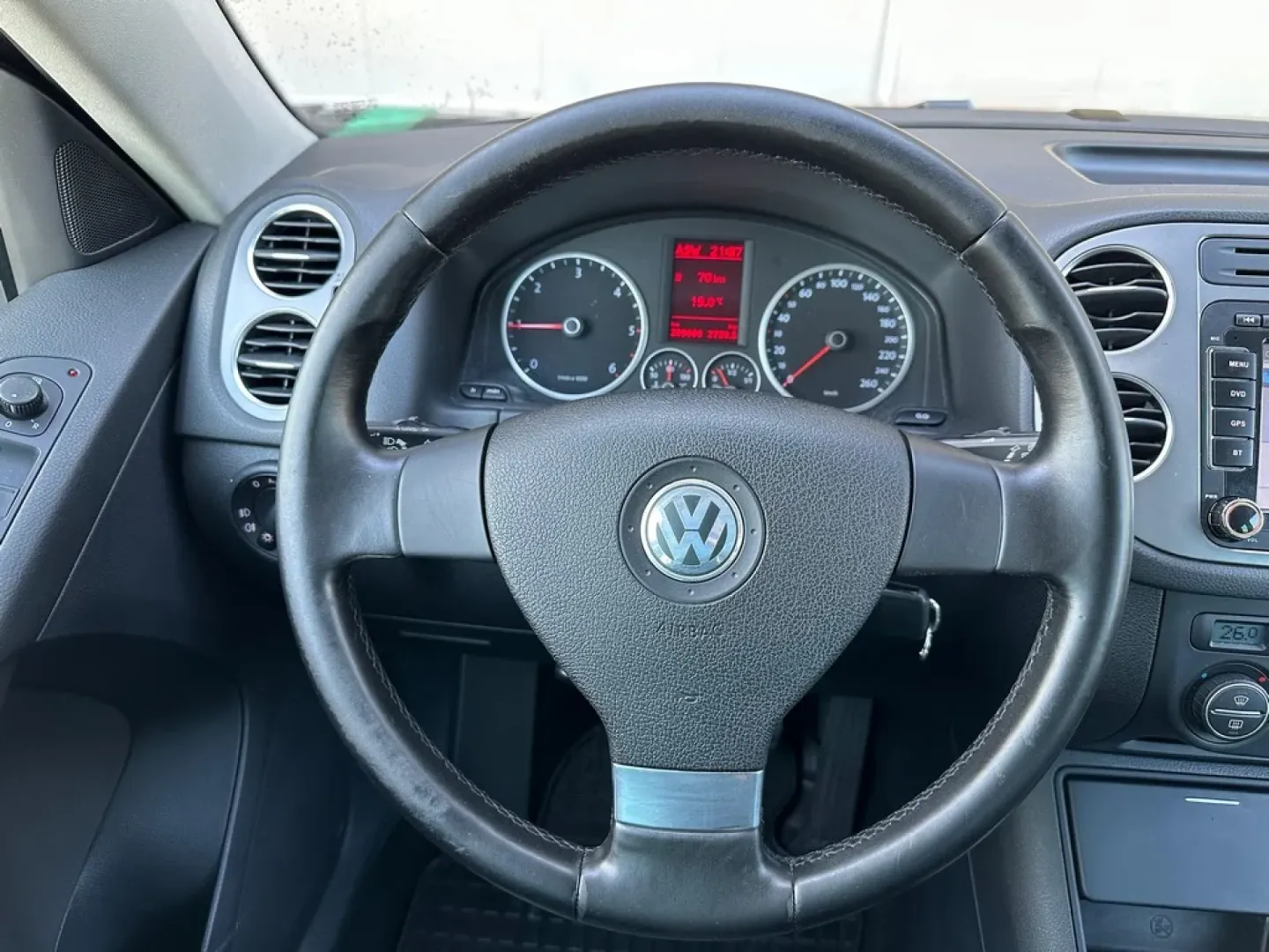 Cumpara/ Vinde online Volkswagen Tiguan 2008 SH, la cel mai bun pret pentru tine!
