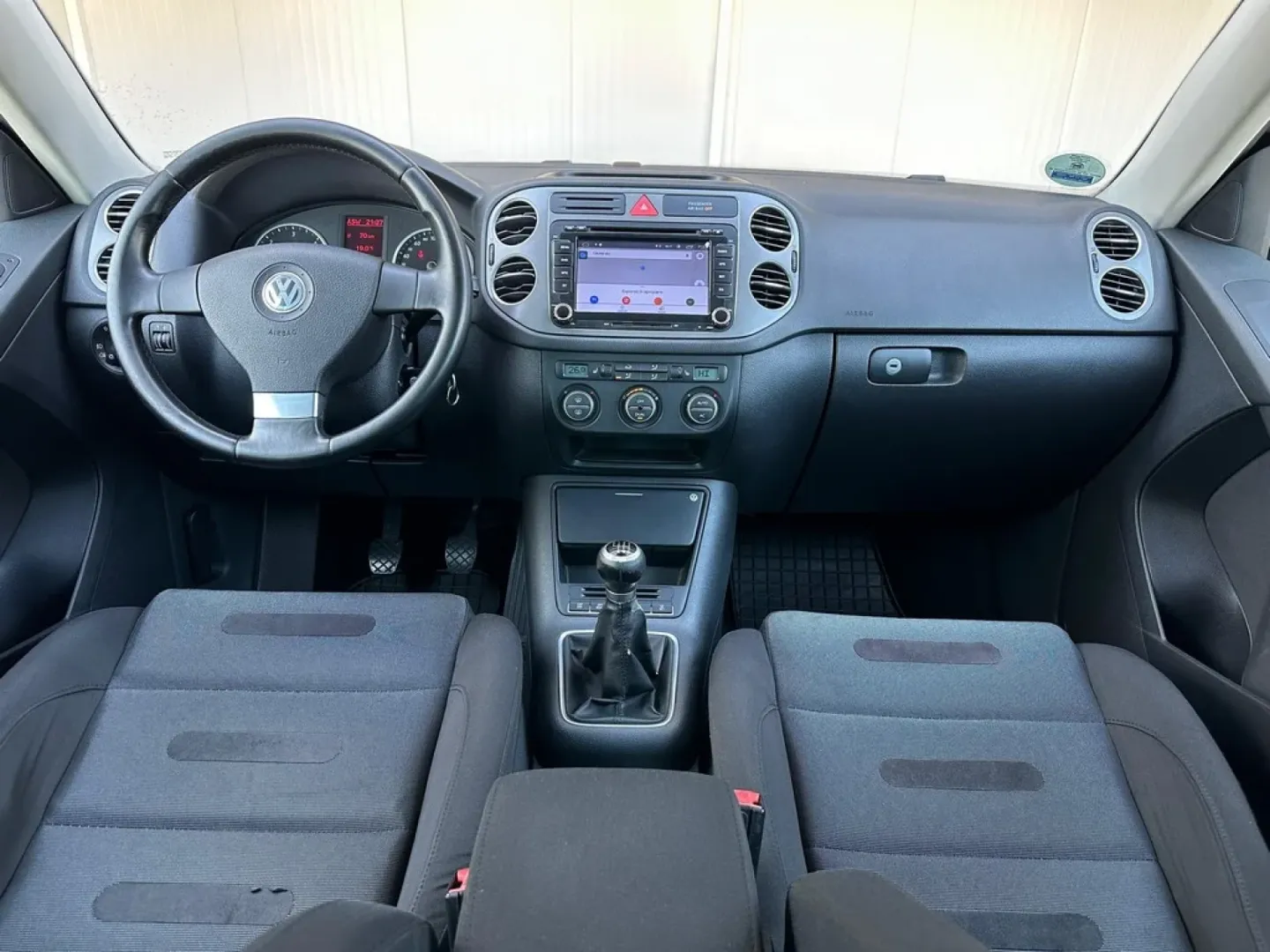 Cumpara/ Vinde online Volkswagen Tiguan 2008 SH, la cel mai bun pret pentru tine!