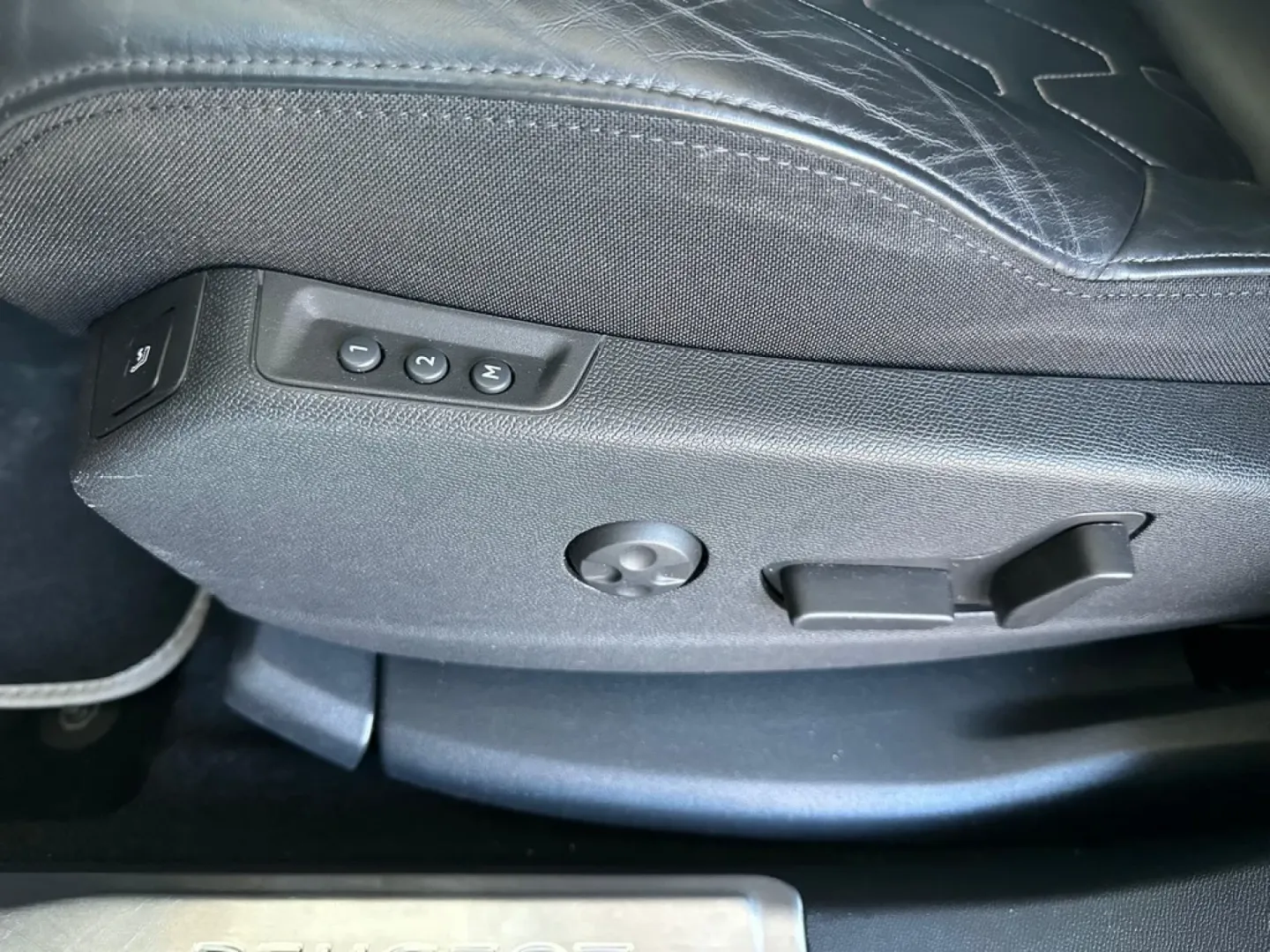 Cumpara/ Vinde online Peugeot 5008 2018 SH, la cel mai bun pret pentru tine!