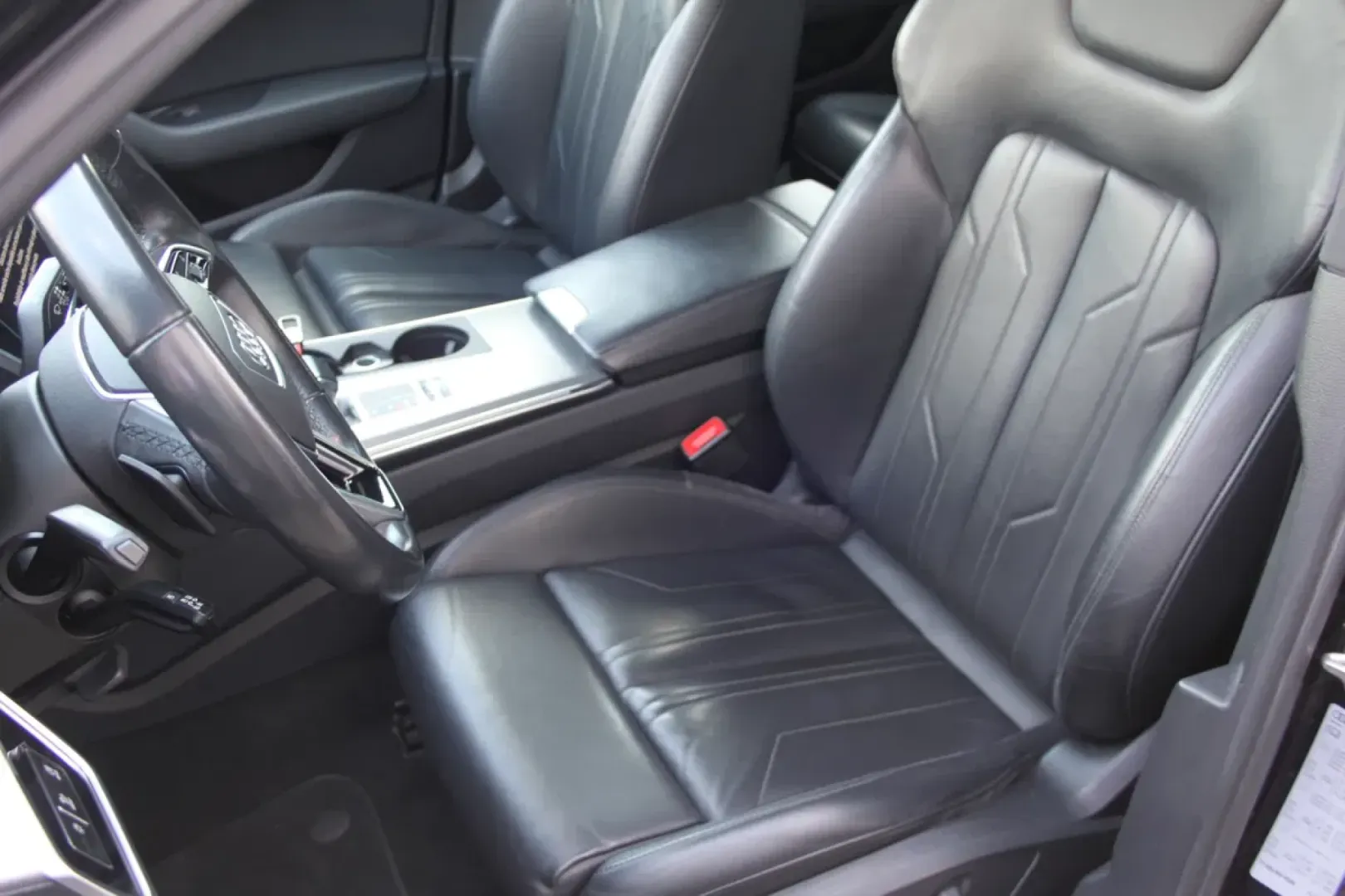 Cumpara/ Vinde online Audi A6 2021 SH, la cel mai bun pret pentru tine!