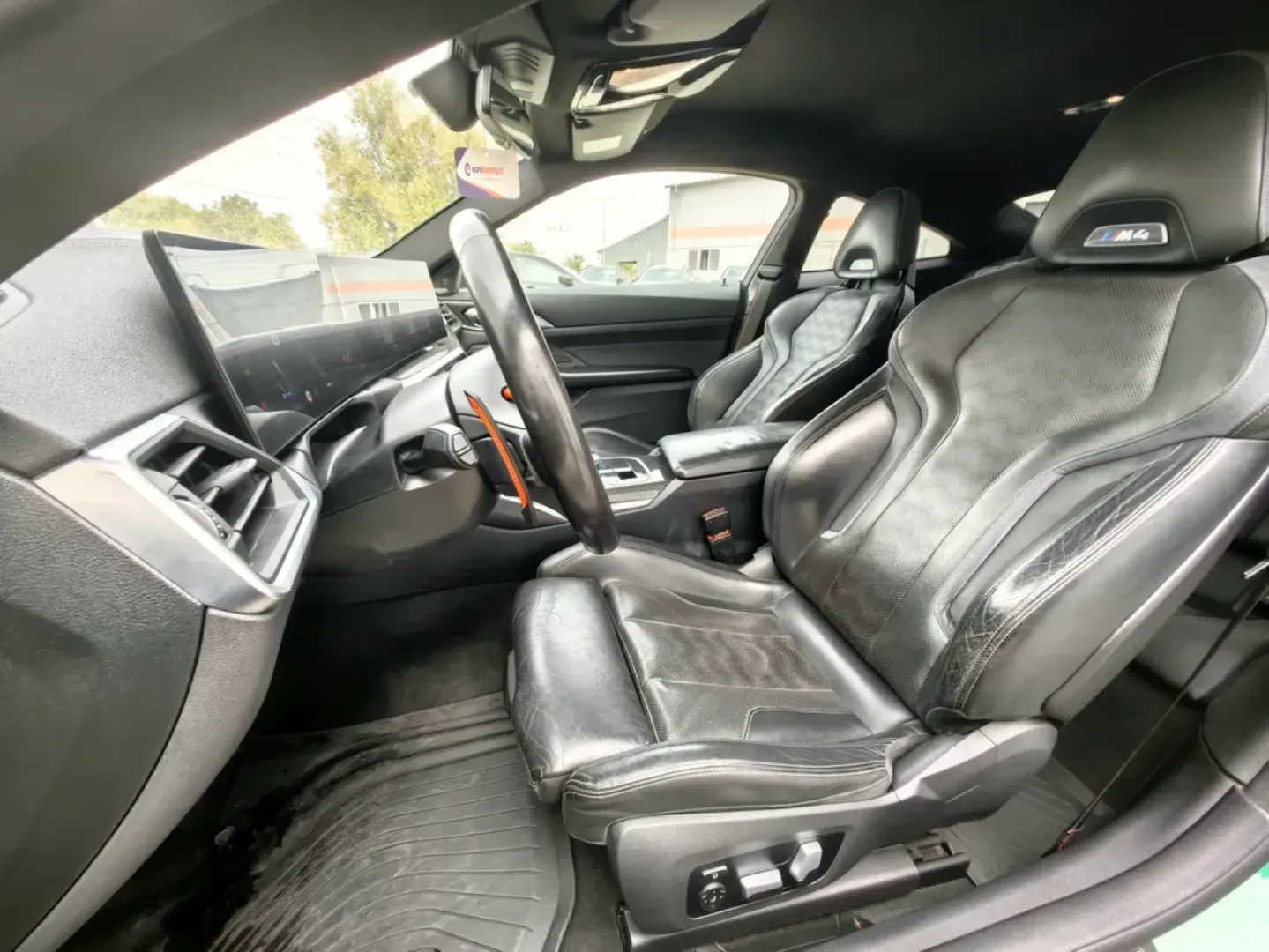 Cumpara/ Vinde online BMW M4 2023 SH, la cel mai bun pret pentru tine!