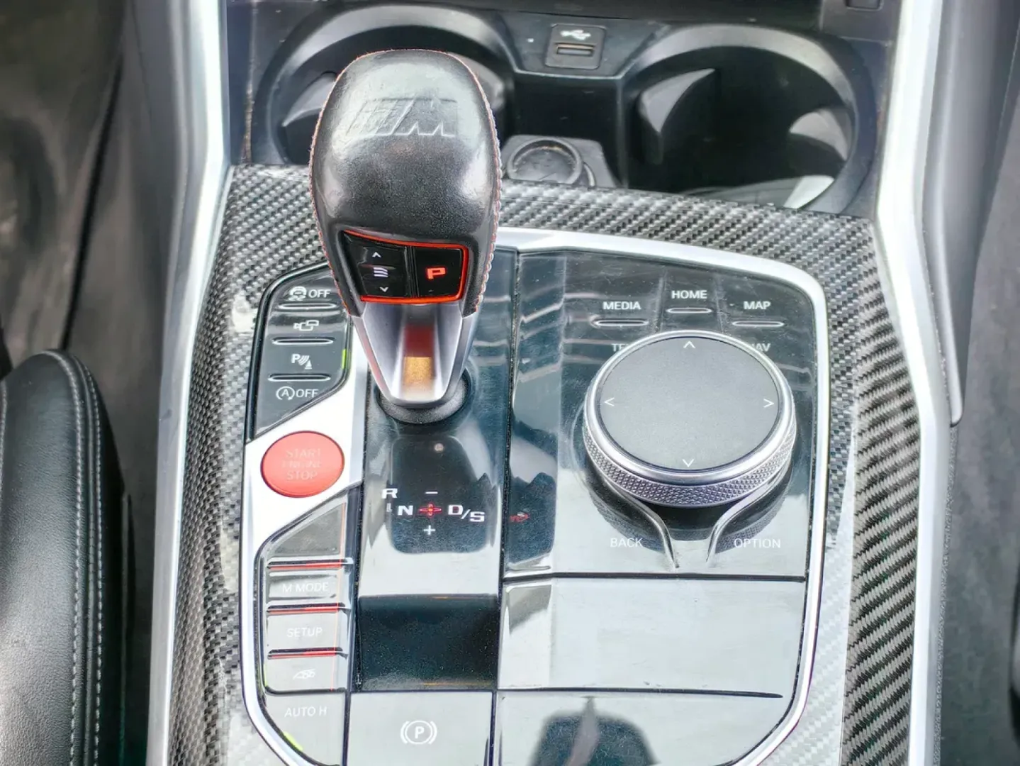 Cumpara/ Vinde online BMW M4 2023 SH, la cel mai bun pret pentru tine!