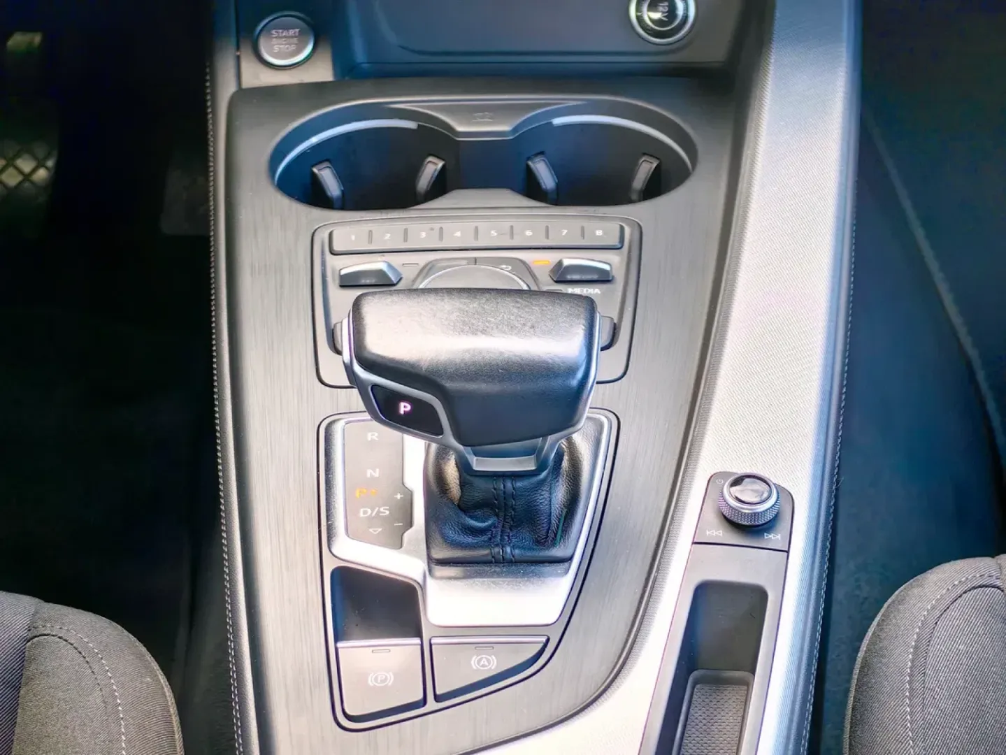 Cumpara/ Vinde online Audi A4 2018 SH, la cel mai bun pret pentru tine!