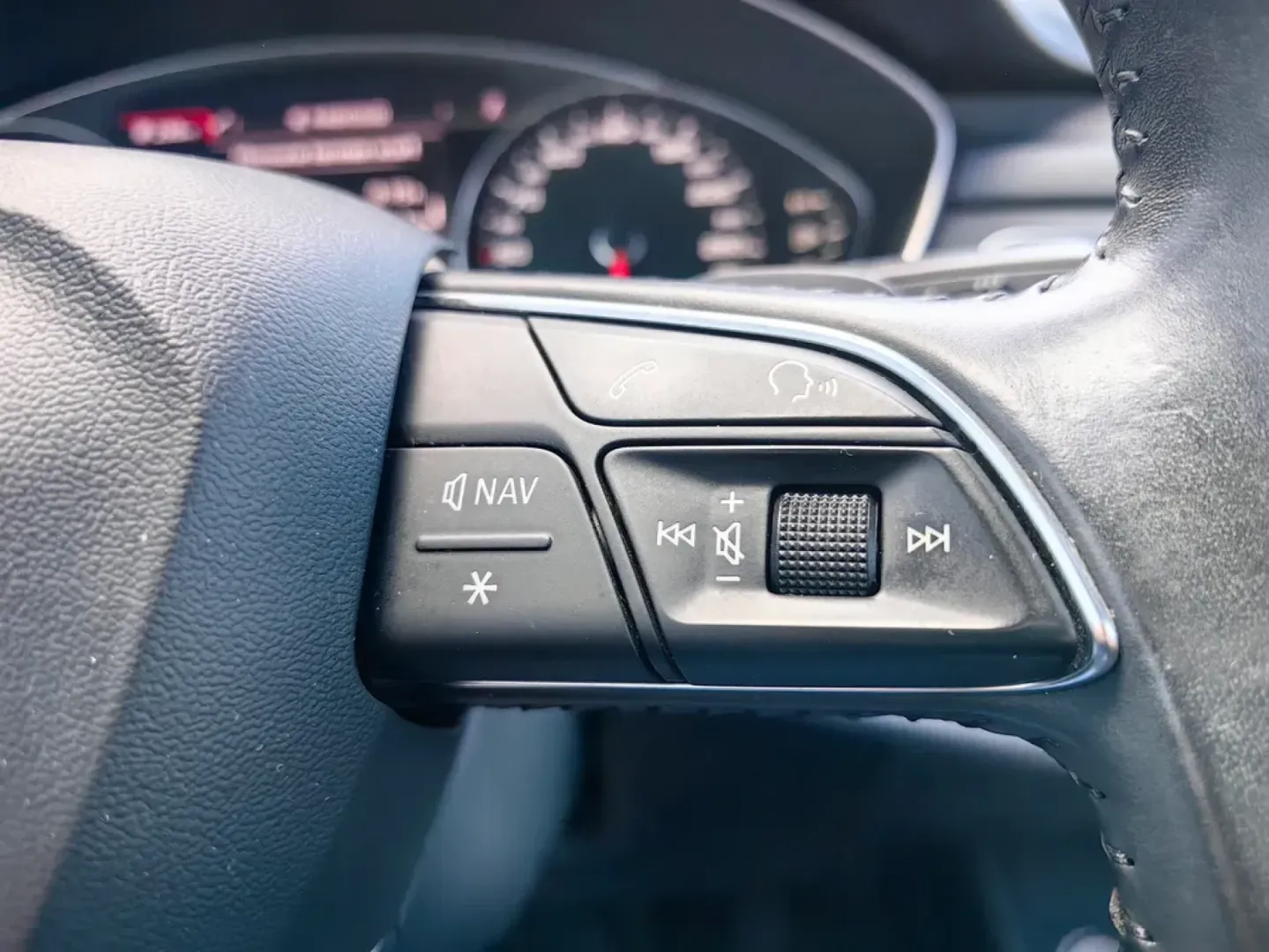 Cumpara/ Vinde online Audi A4 2018 SH, la cel mai bun pret pentru tine!
