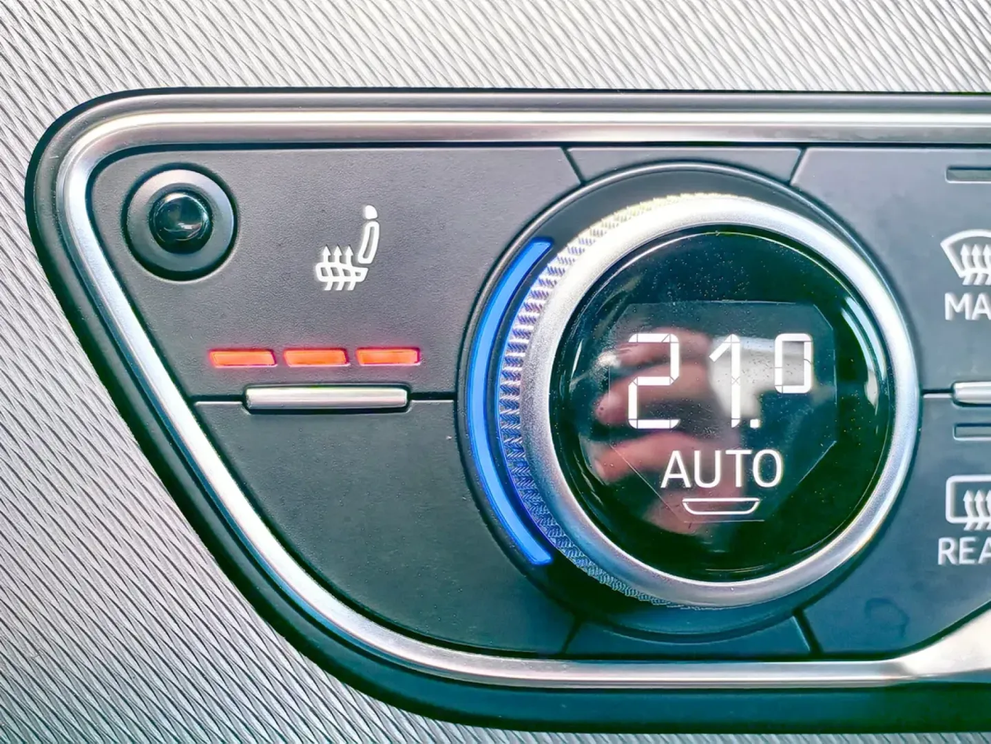 Cumpara/ Vinde online Audi A4 2018 SH, la cel mai bun pret pentru tine!