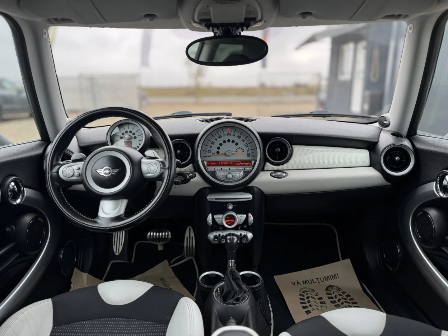 Cumpara/ Vinde online MINI Cooper S 2010 SH, la cel mai bun pret pentru tine!