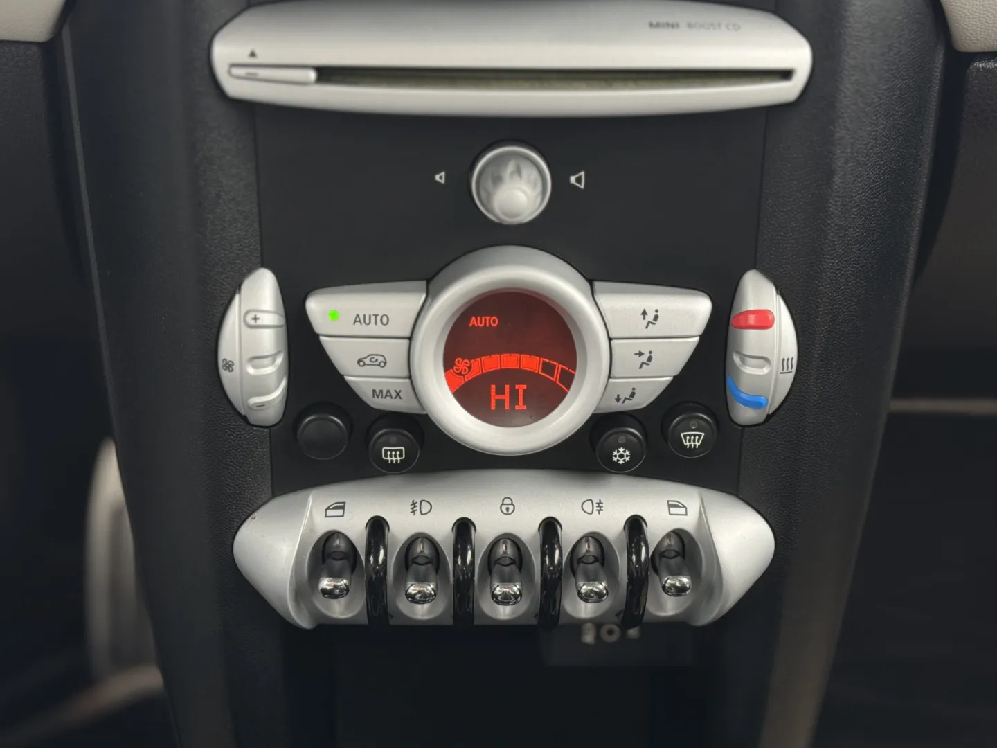 Cumpara/ Vinde online MINI Cooper S 2010 SH, la cel mai bun pret pentru tine!