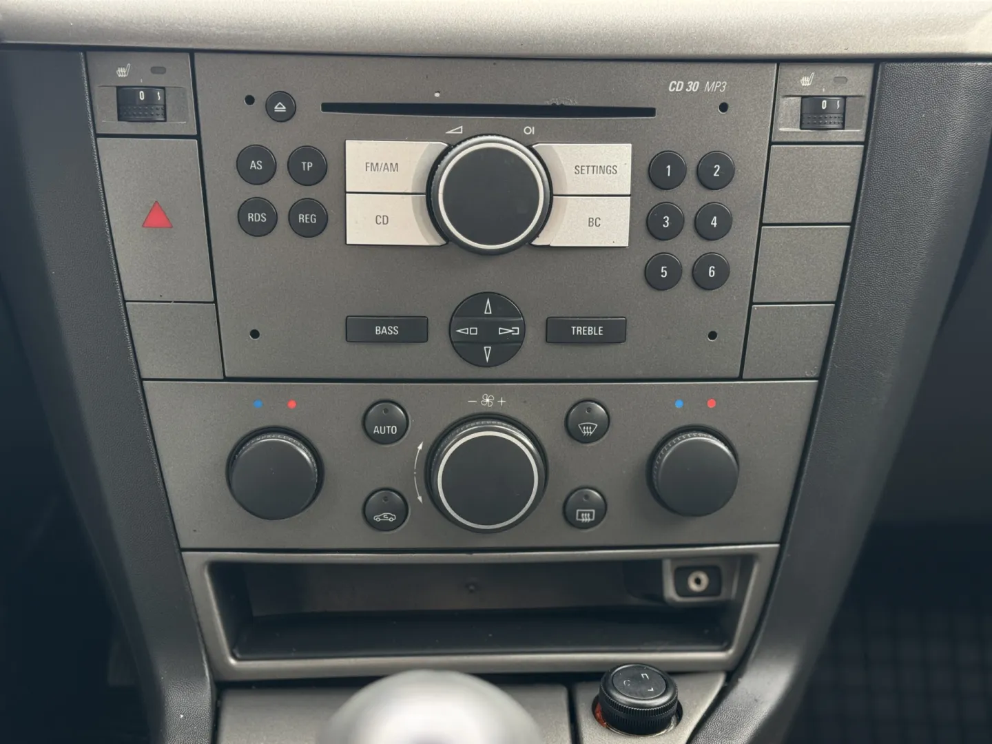 Cumpara/ Vinde online Opel Vectra 2008 SH, la cel mai bun pret pentru tine!