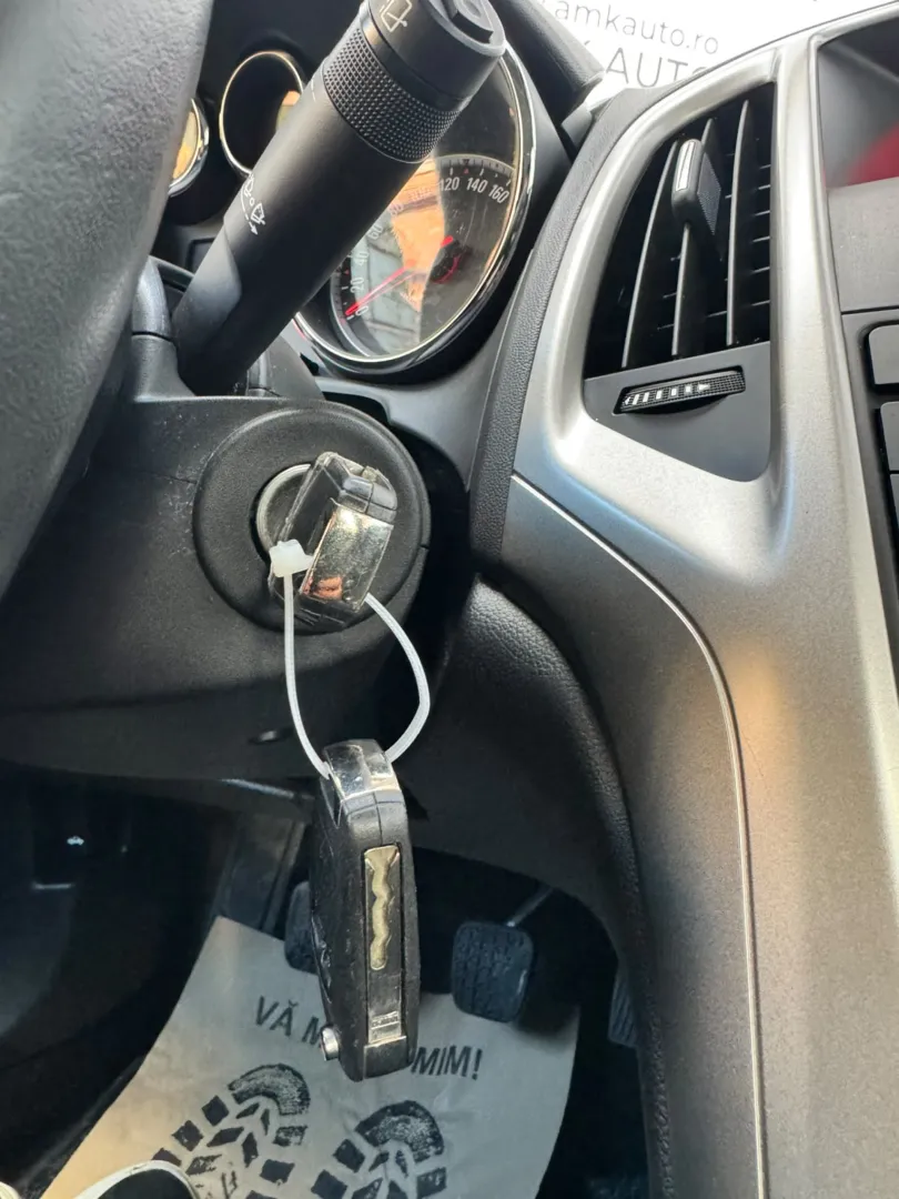 Cumpara/ Vinde online Opel Astra 2011 SH, la cel mai bun pret pentru tine!
