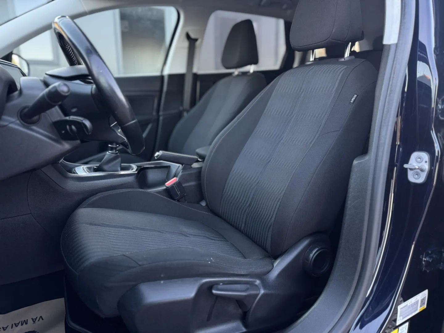 Cumpara/ Vinde online Peugeot 308 2015 SH, la cel mai bun pret pentru tine!