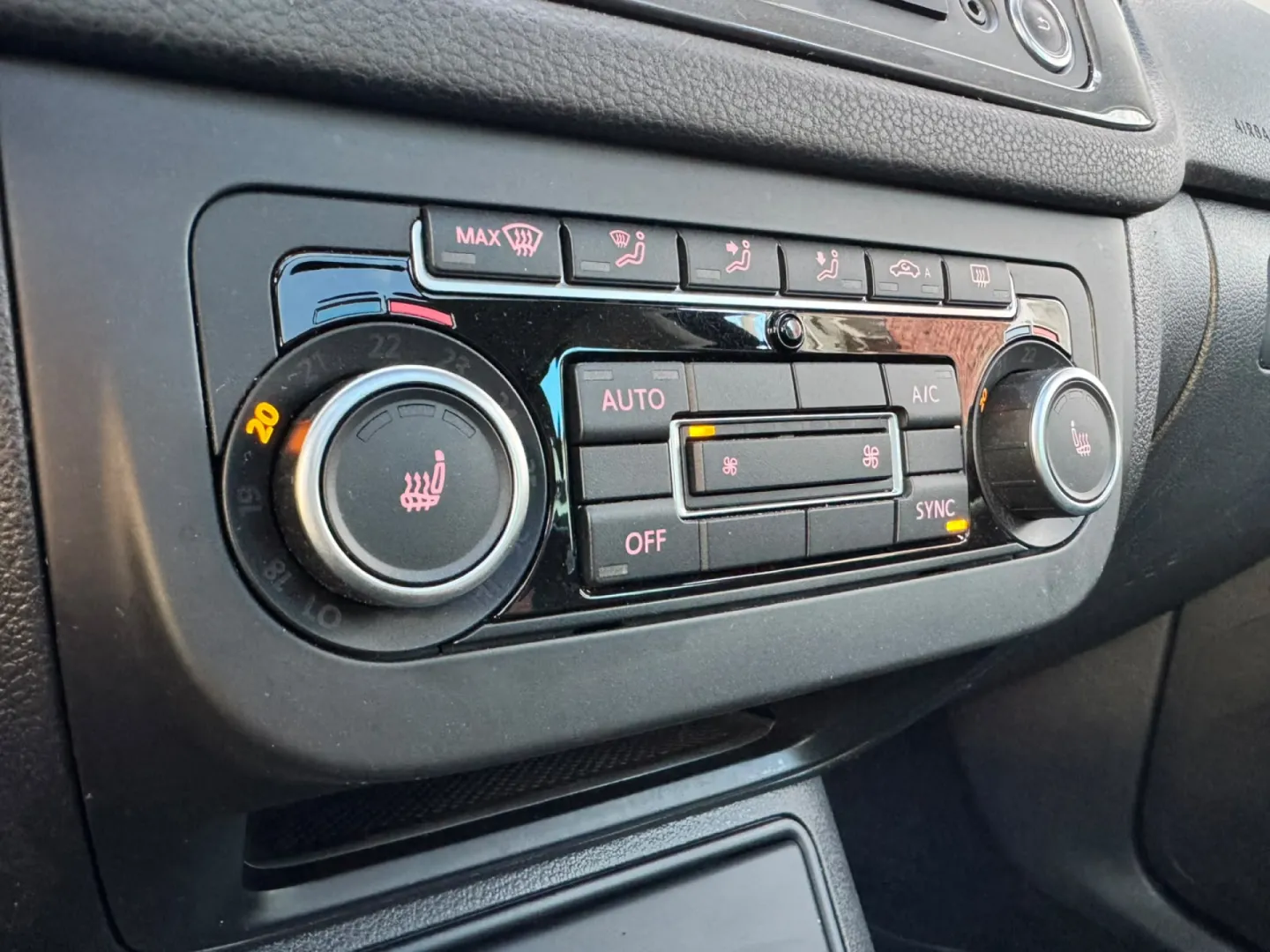 Cumpara/ Vinde online Volkswagen Tiguan 2013 SH, la cel mai bun pret pentru tine!