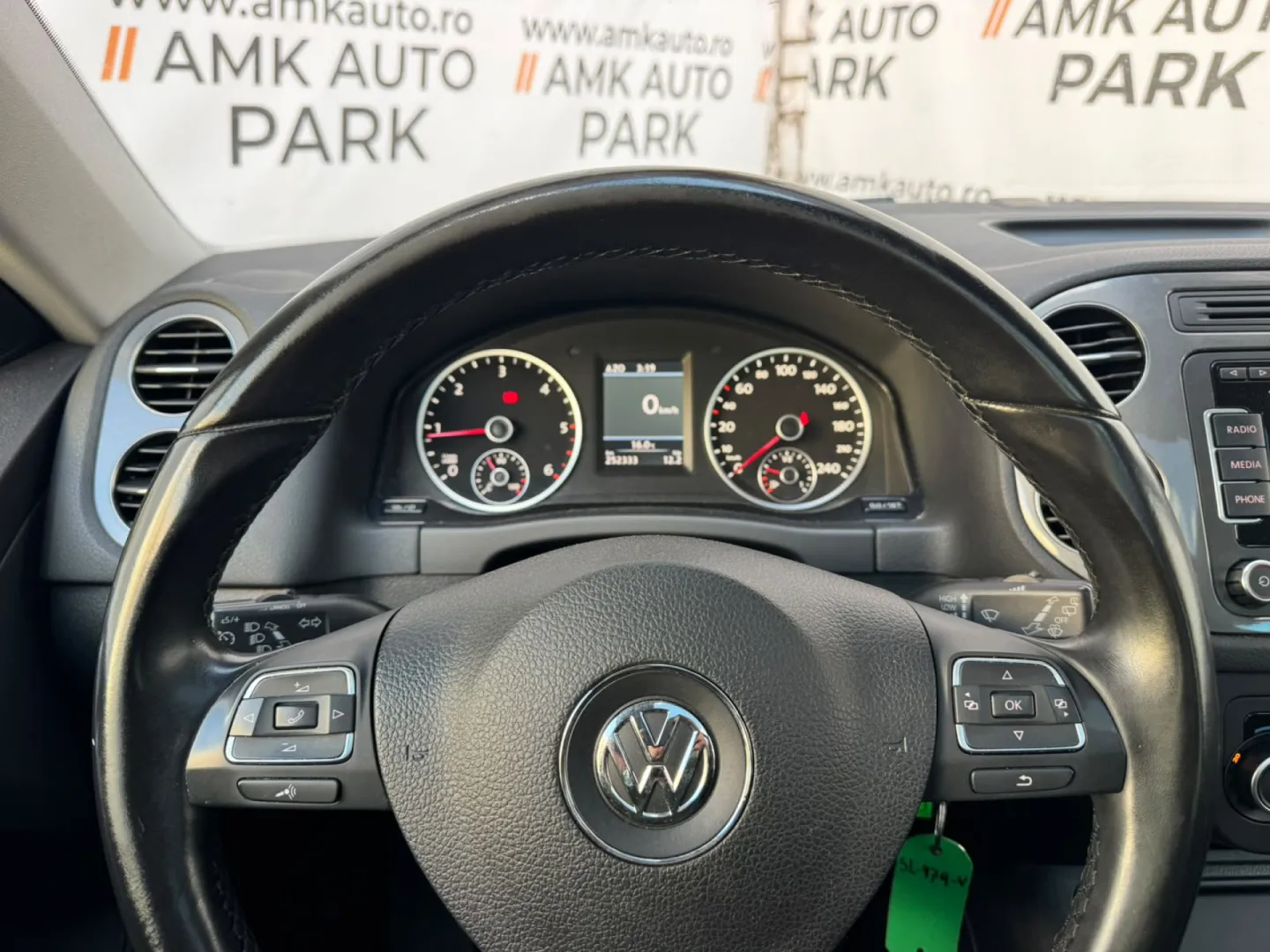 Cumpara/ Vinde online Volkswagen Tiguan 2013 SH, la cel mai bun pret pentru tine!