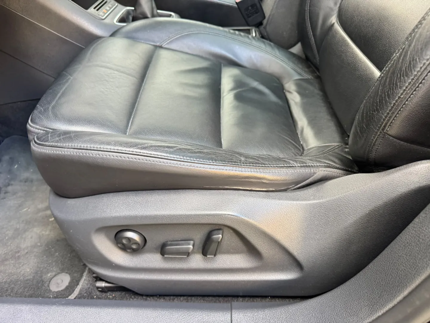 Cumpara/ Vinde online Volkswagen Tiguan 2013 SH, la cel mai bun pret pentru tine!