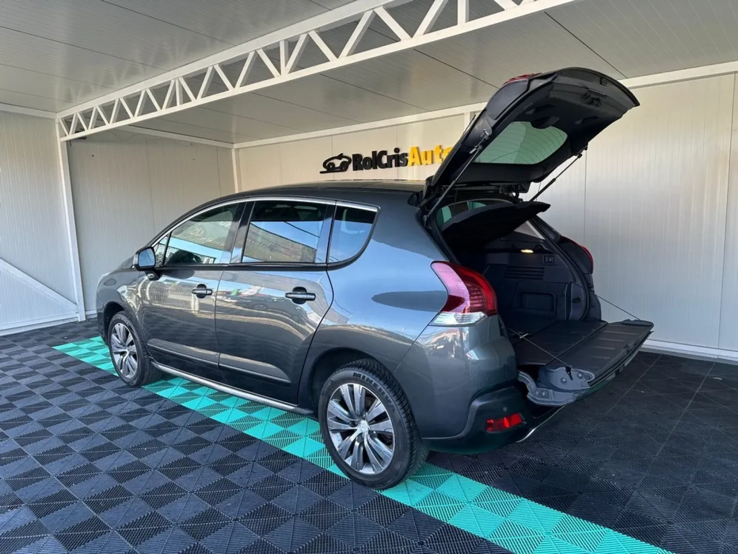 Cumpara/ Vinde online Peugeot 3008 2014 SH, la cel mai bun pret pentru tine!