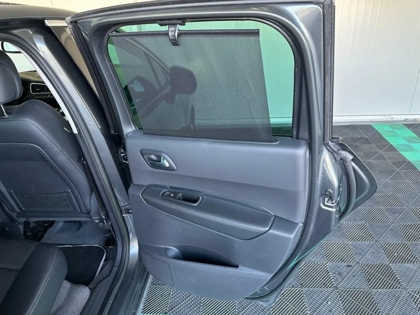 Cumpara/ Vinde online Peugeot 3008 2014 SH, la cel mai bun pret pentru tine!