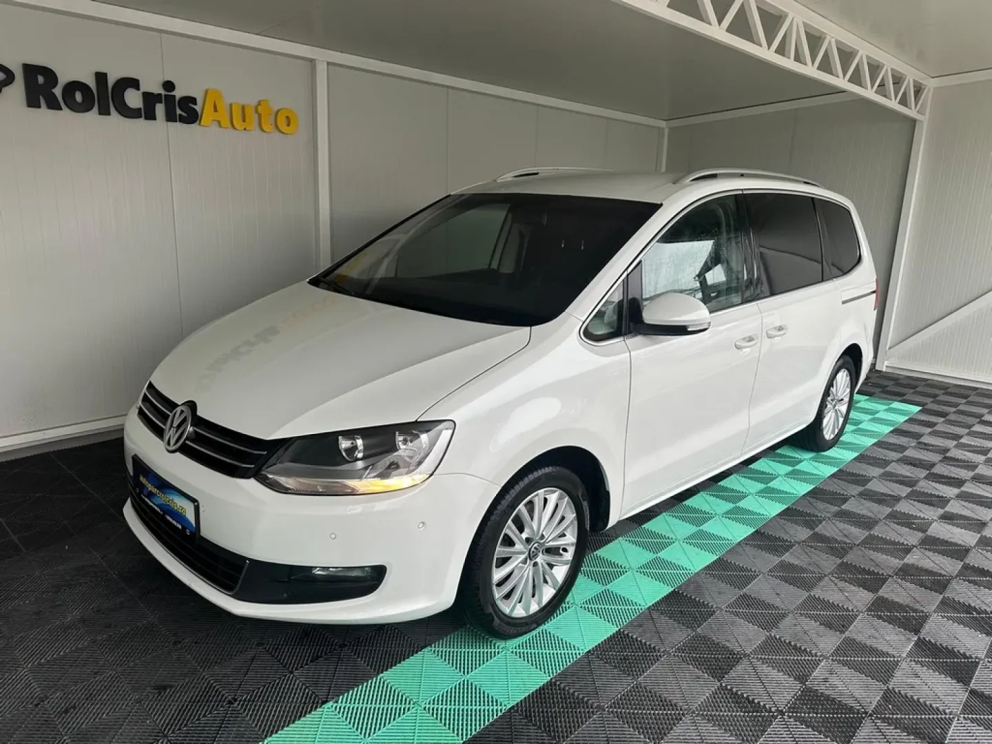 Cumpara/ Vinde online Volkswagen Sharan 2013 SH, la cel mai bun pret pentru tine!