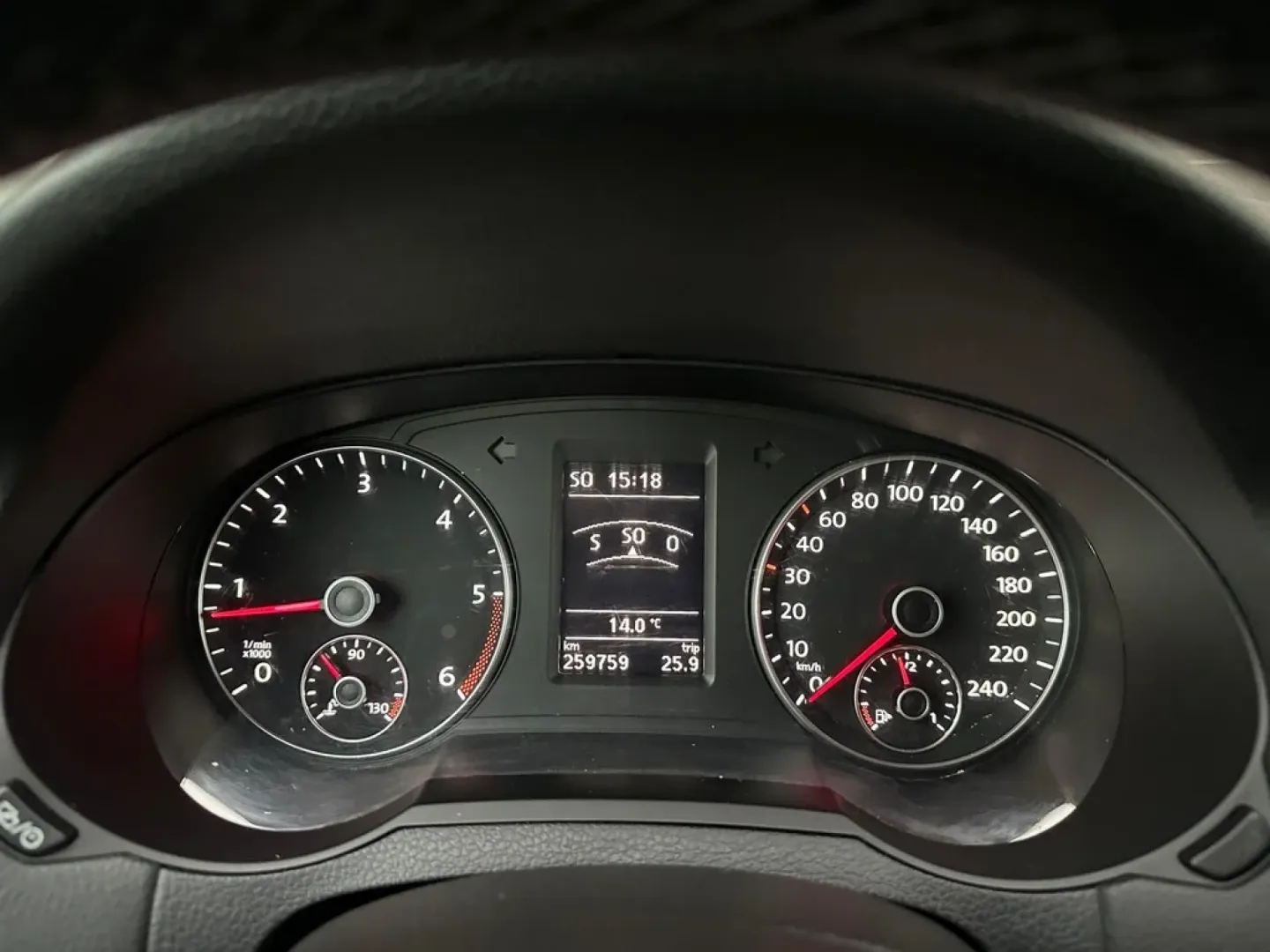 Cumpara/ Vinde online Volkswagen Sharan 2013 SH, la cel mai bun pret pentru tine!