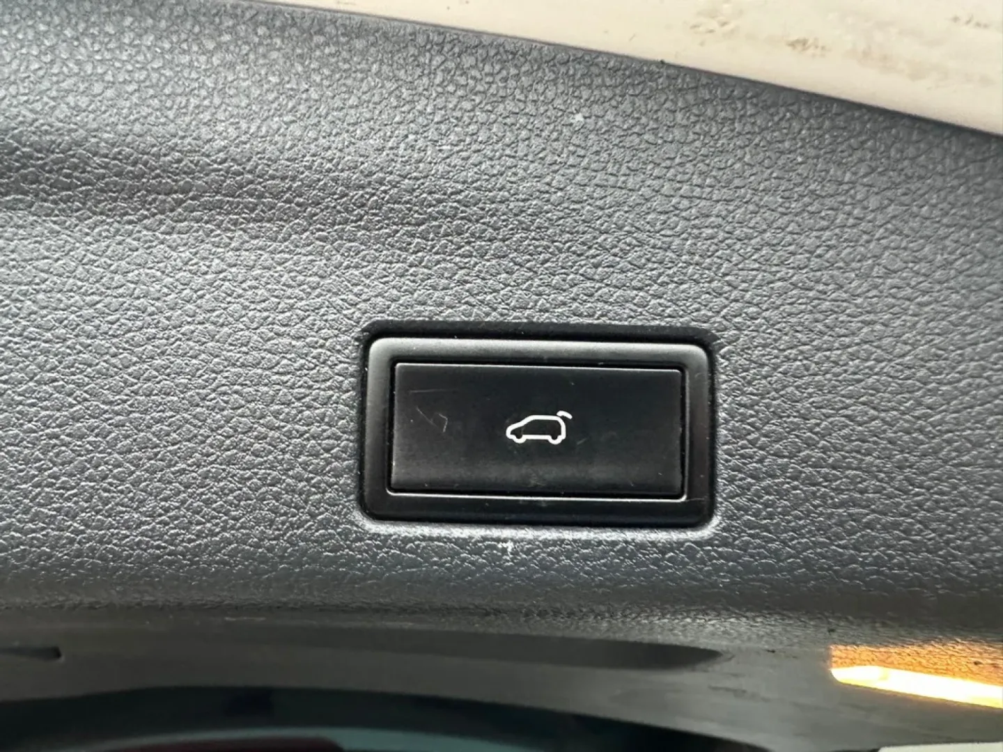 Cumpara/ Vinde online Volkswagen Sharan 2013 SH, la cel mai bun pret pentru tine!