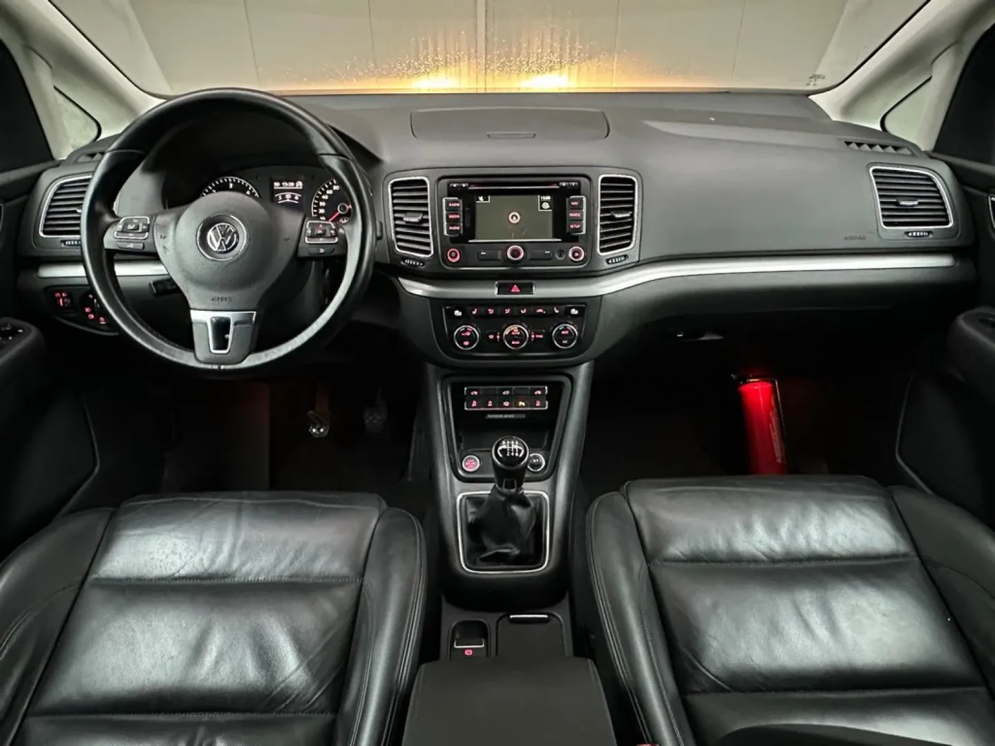 Cumpara/ Vinde online Volkswagen Sharan 2013 SH, la cel mai bun pret pentru tine!