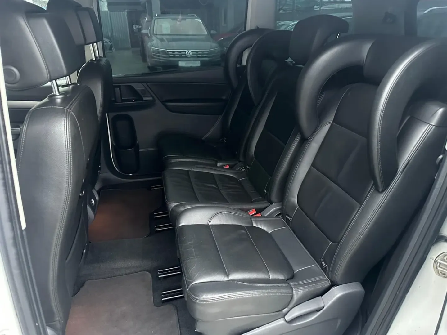 Cumpara/ Vinde online Volkswagen Sharan 2013 SH, la cel mai bun pret pentru tine!