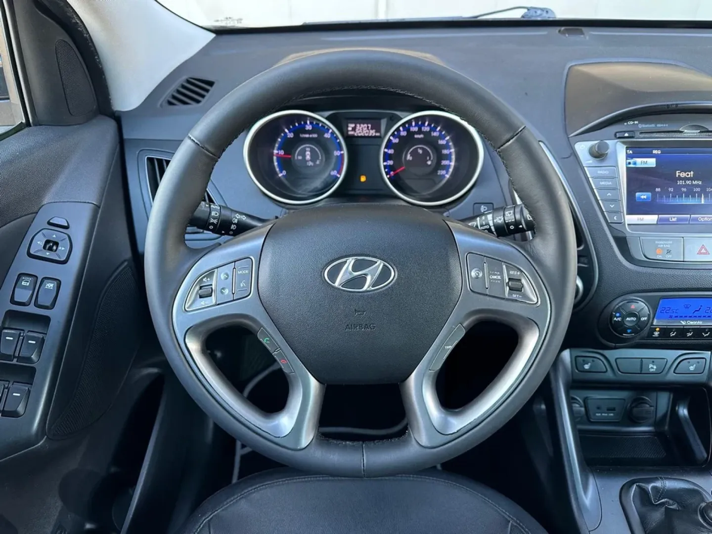 Cumpara/ Vinde online Hyundai ix35 2014 SH, la cel mai bun pret pentru tine!