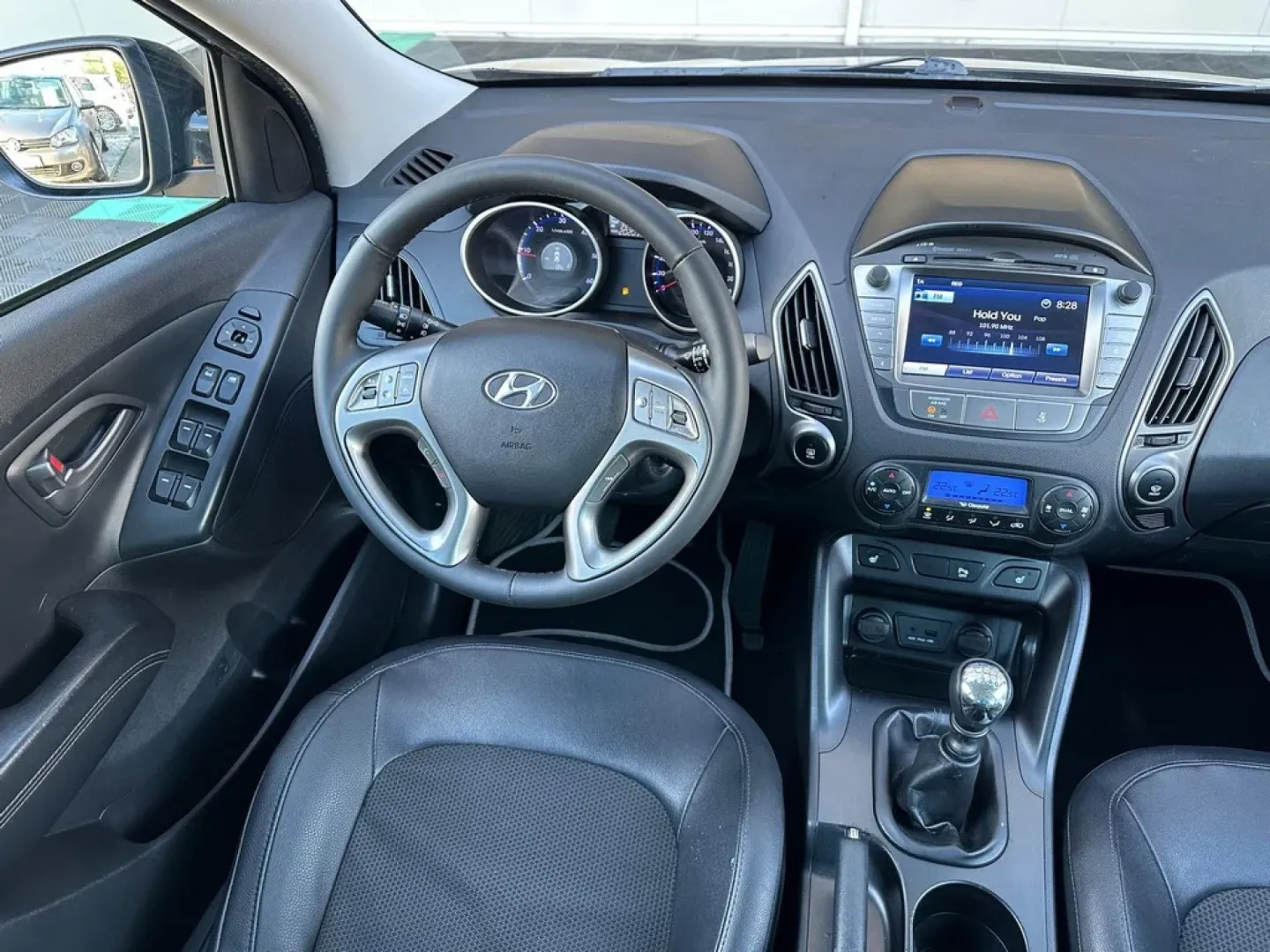 Cumpara/ Vinde online Hyundai ix35 2014 SH, la cel mai bun pret pentru tine!