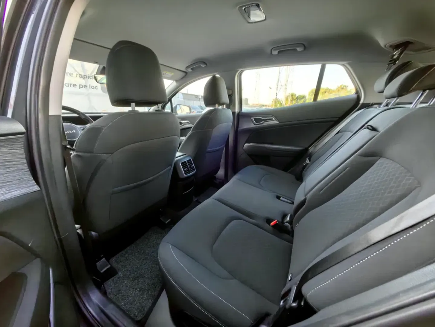 KIA Sportage 2023 — imagine 75