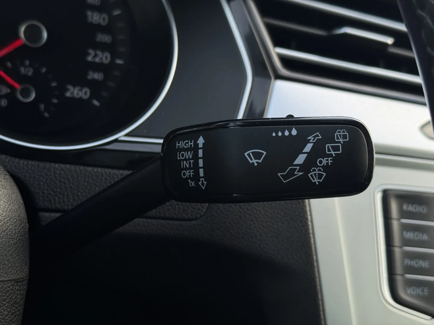 VOLKSWAGEN Passat 2015 — imagine 3