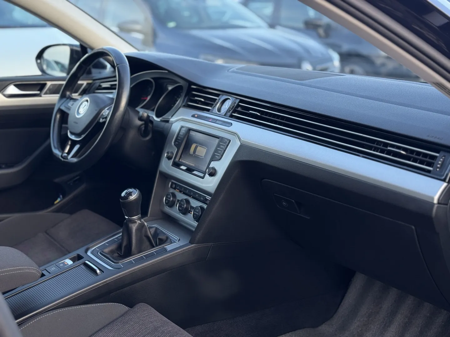 VOLKSWAGEN Passat 2015 — imagine 19