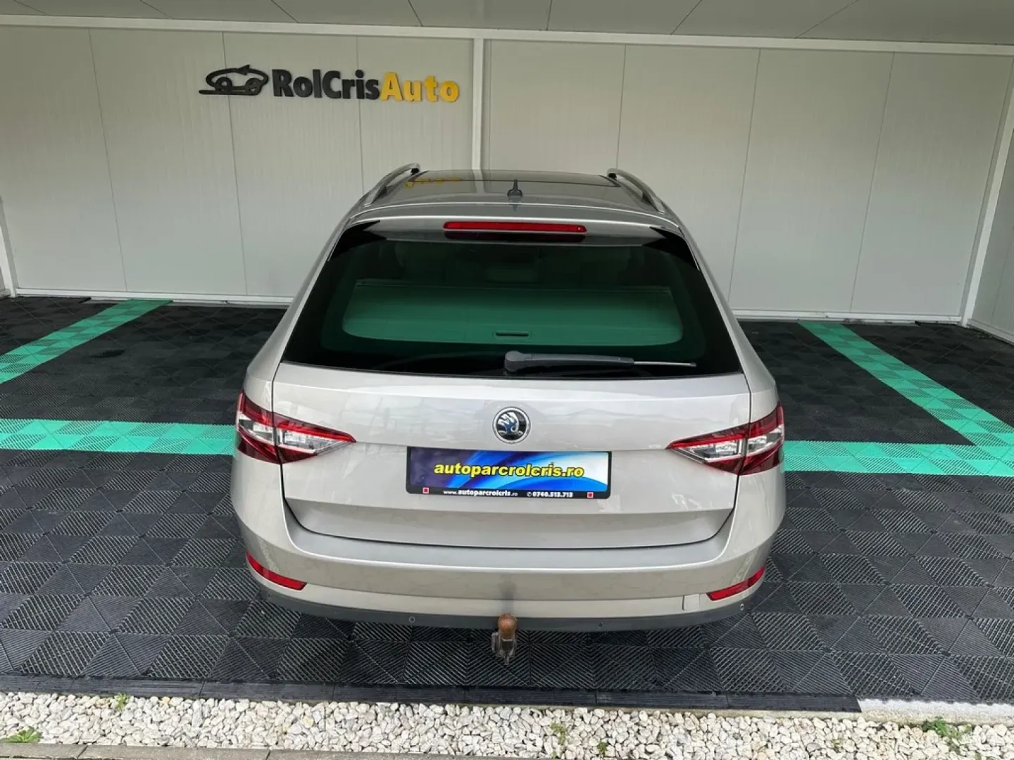 Škoda Superb 2015 diesel, 13.750 € — imagine 30