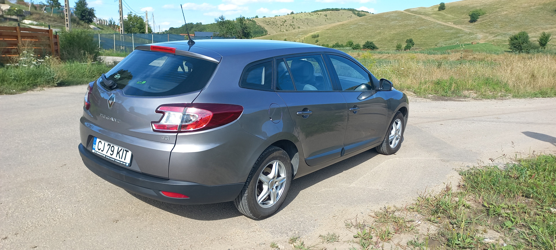 Cumpara/ Vinde online Renault  Megane 2010 SH, la cel mai bun pret pentru tine!