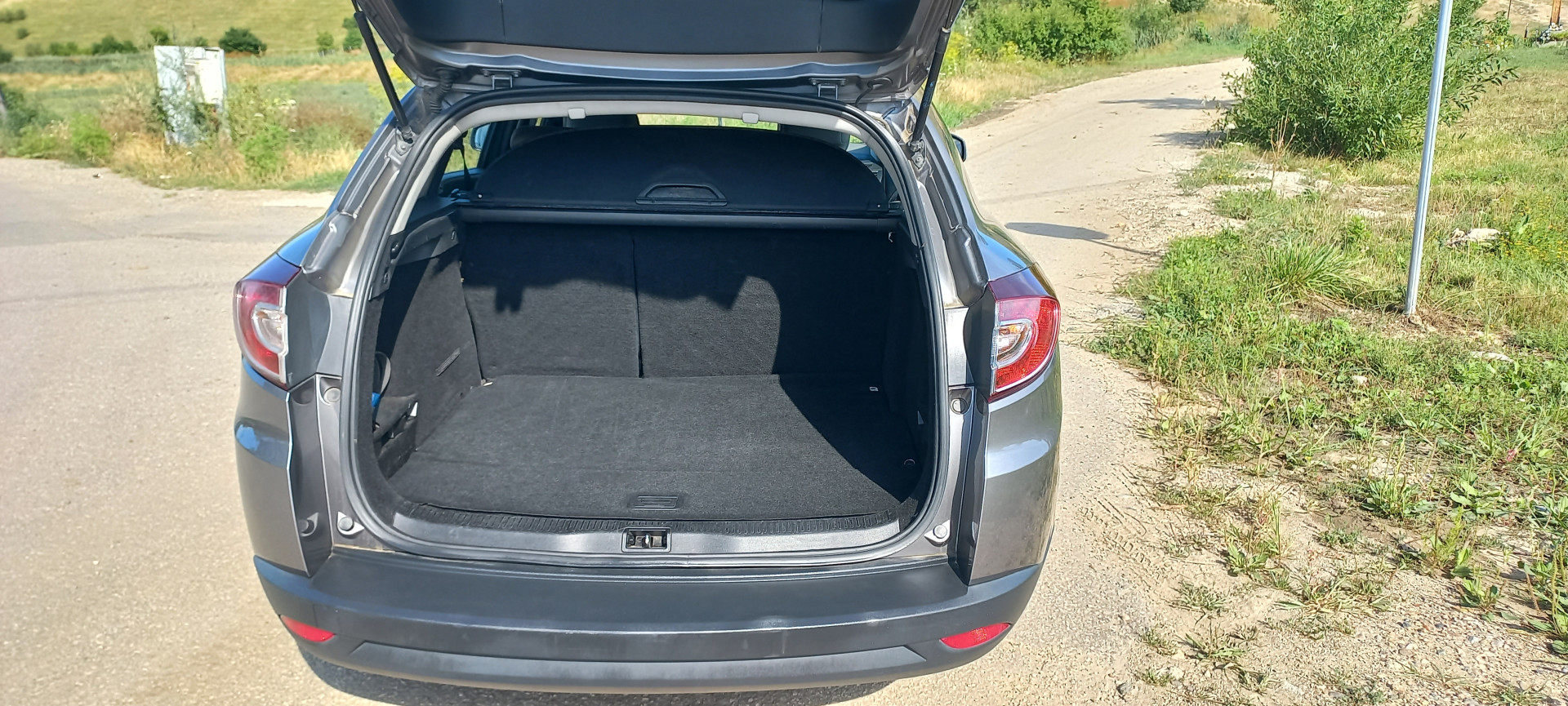 Cumpara/ Vinde online Renault  Megane 2010 SH, la cel mai bun pret pentru tine!