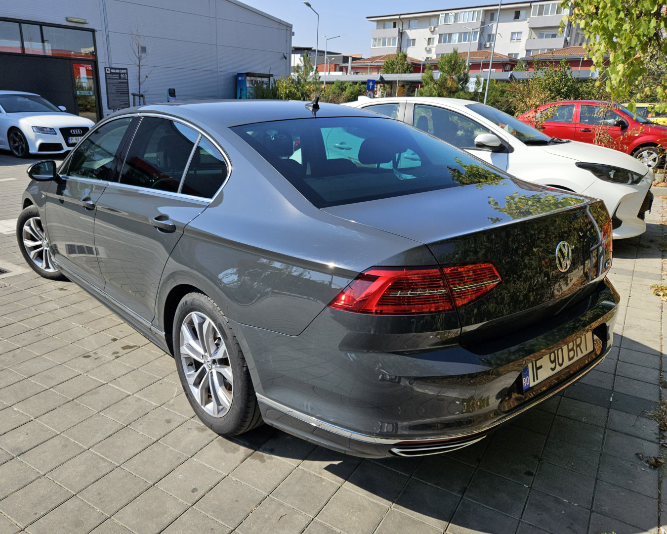 Cumpara/ Vinde online Volkswagen Passat 2016 SH, la cel mai bun pret pentru tine!
