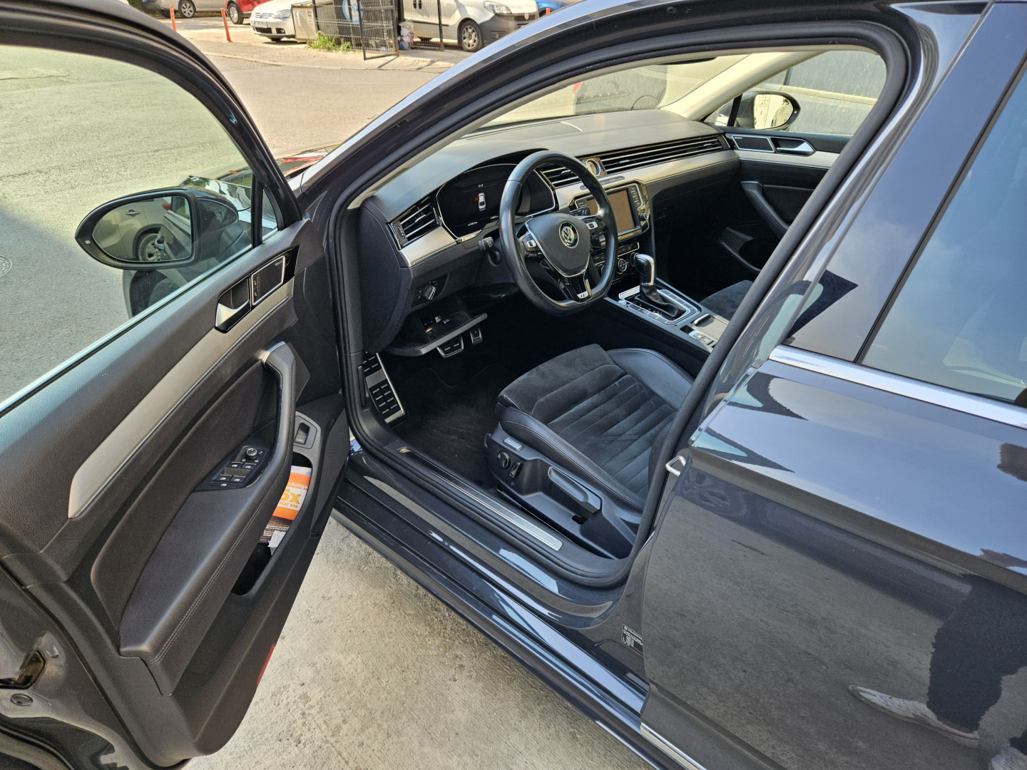 Cumpara/ Vinde online Volkswagen Passat 2016 SH, la cel mai bun pret pentru tine!