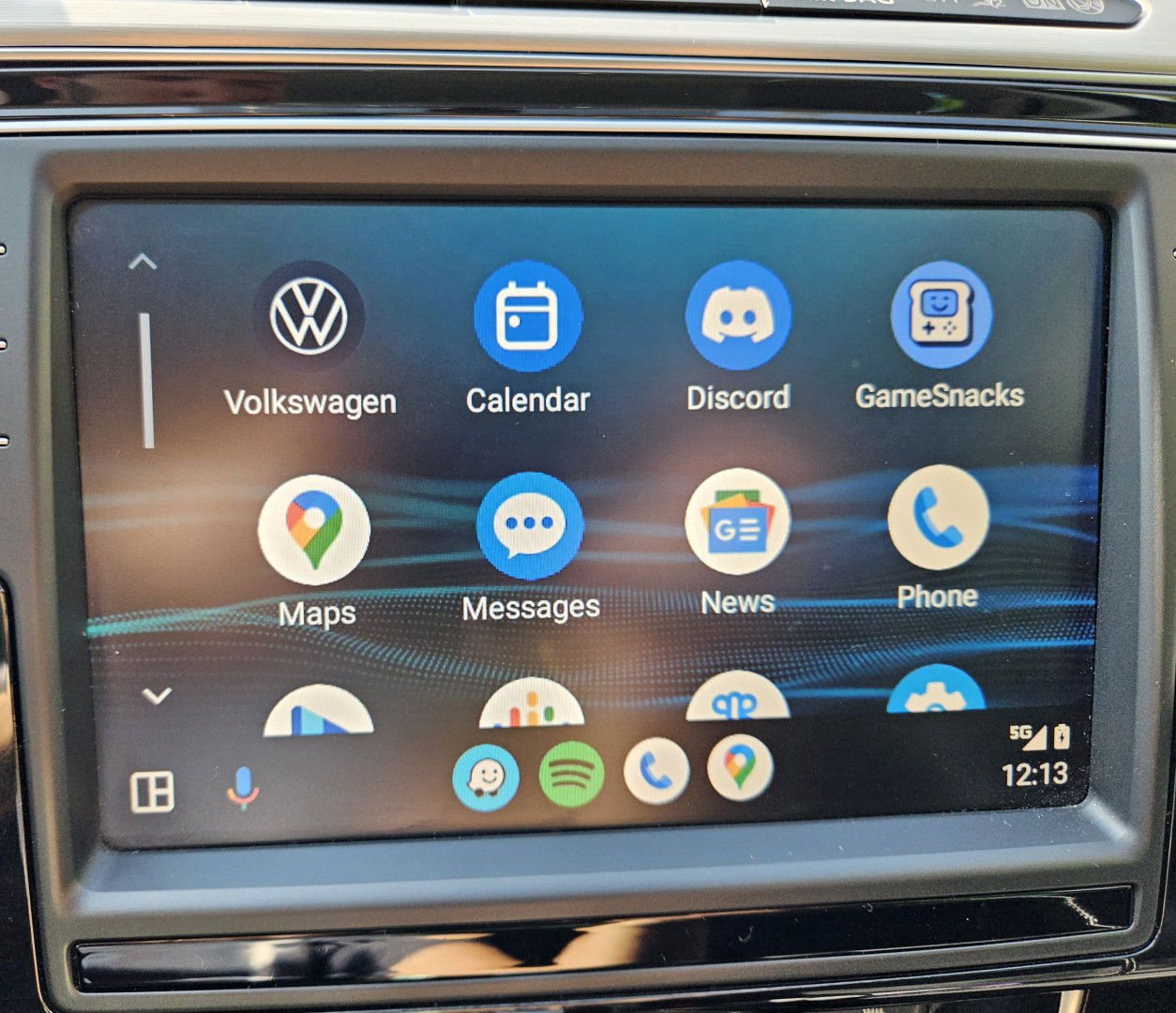 Cumpara/ Vinde online Volkswagen Passat 2016 SH, la cel mai bun pret pentru tine!