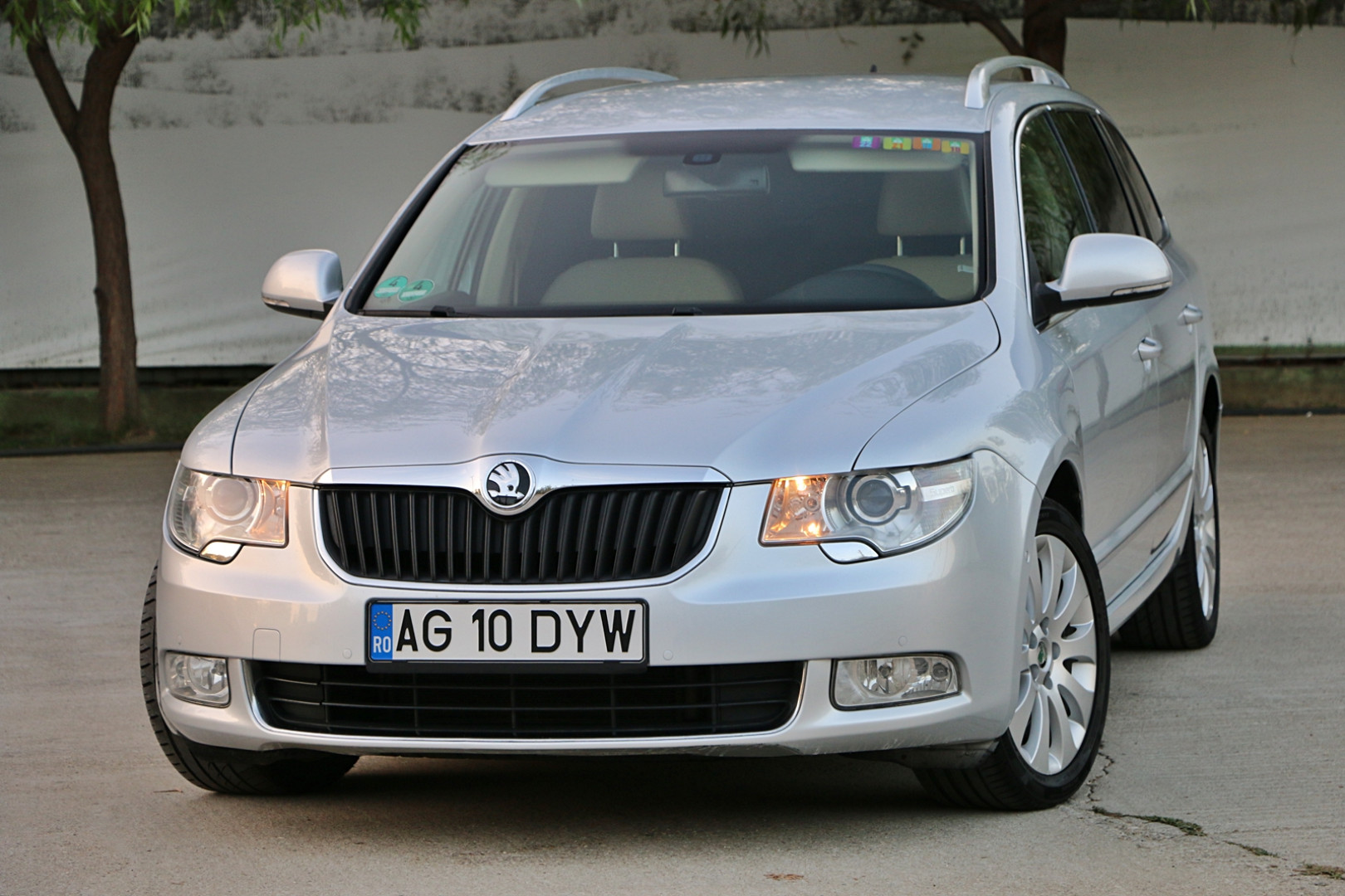 Cumpara/ Vinde online Skoda Superb 2011 SH, la cel mai bun pret pentru tine!