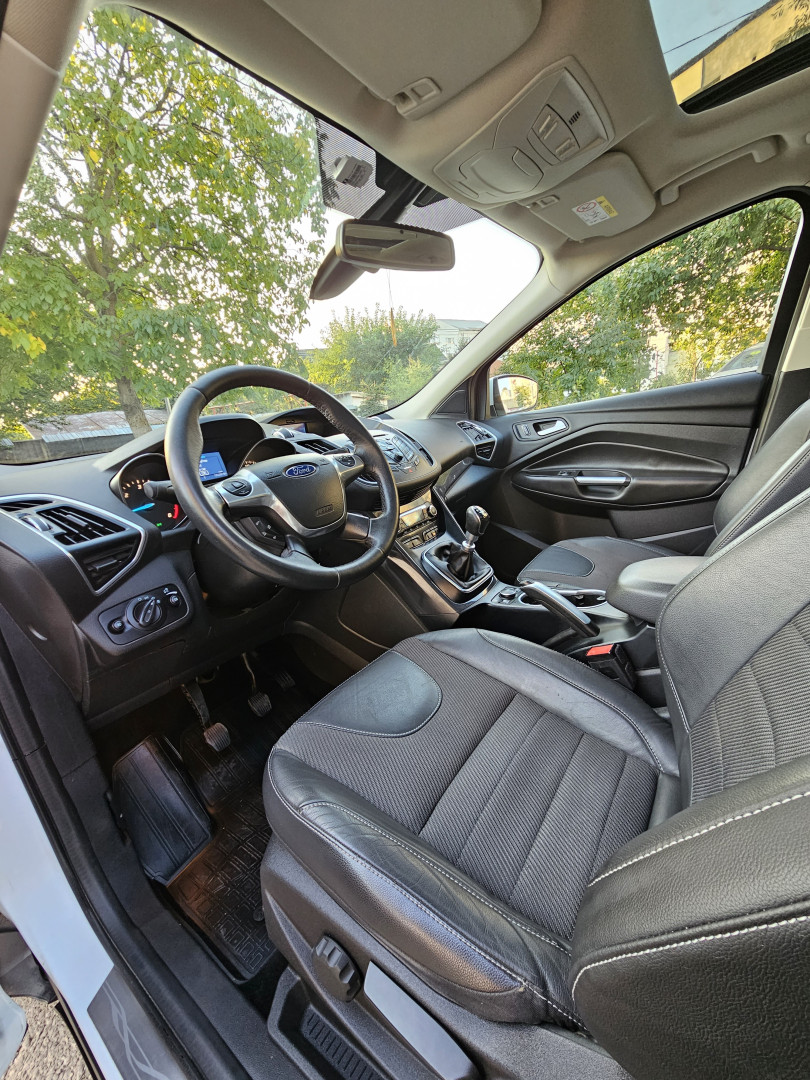 Cumpara/ Vinde online Ford Kuga 2014 SH, la cel mai bun pret pentru tine!