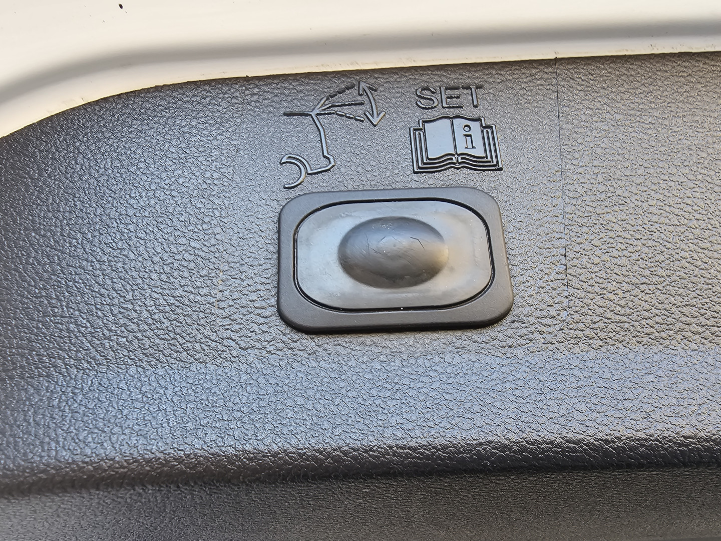 Cumpara/ Vinde online Ford Kuga 2014 SH, la cel mai bun pret pentru tine!