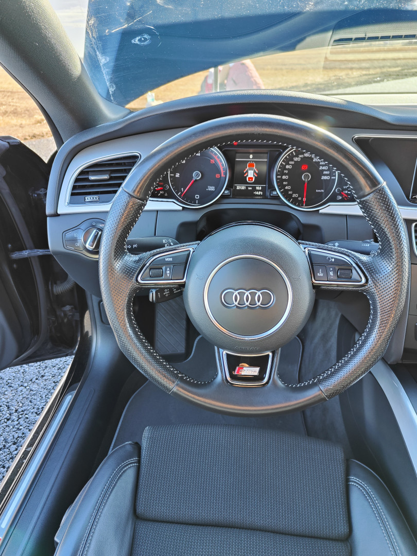 Cumpara/ Vinde online Audi A5 2015 SH, la cel mai bun pret pentru tine!