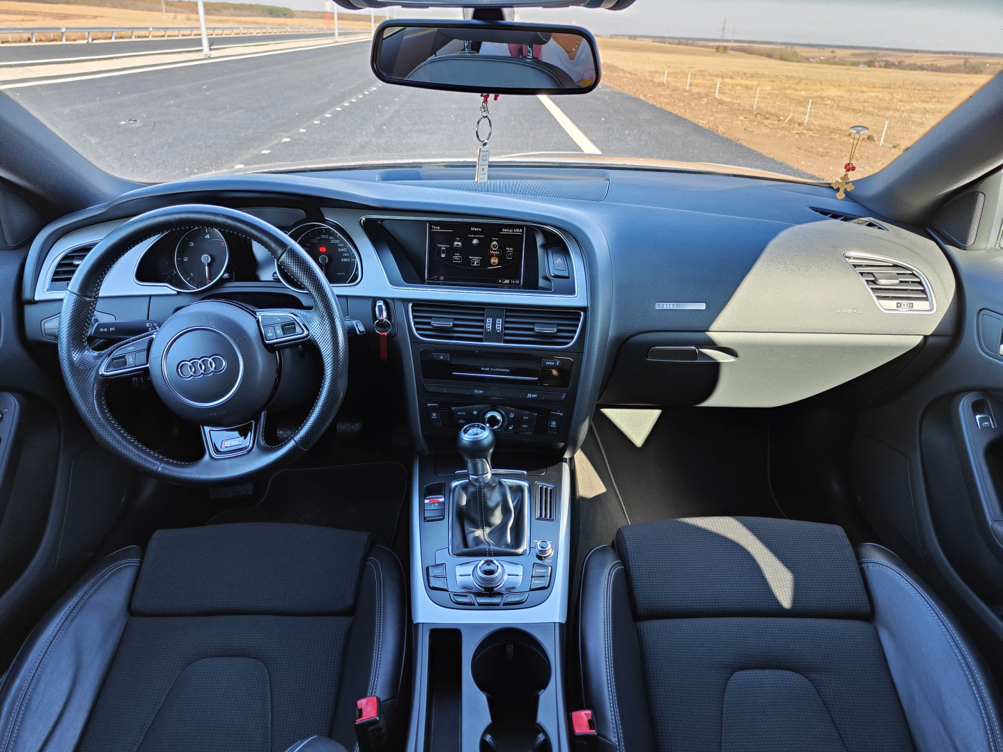 Cumpara/ Vinde online Audi A5 2015 SH, la cel mai bun pret pentru tine!