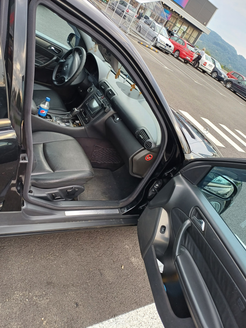 Cumpara/ Vinde online Mercedes-Benz C 270 2005 SH, la cel mai bun pret pentru tine!