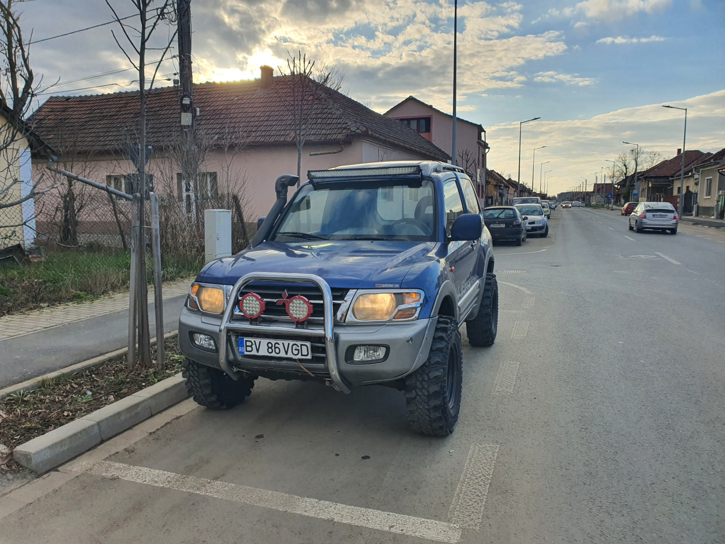 Cumpara/ Vinde online Mitsubishi Pajero 2001 SH, la cel mai bun pret pentru tine!