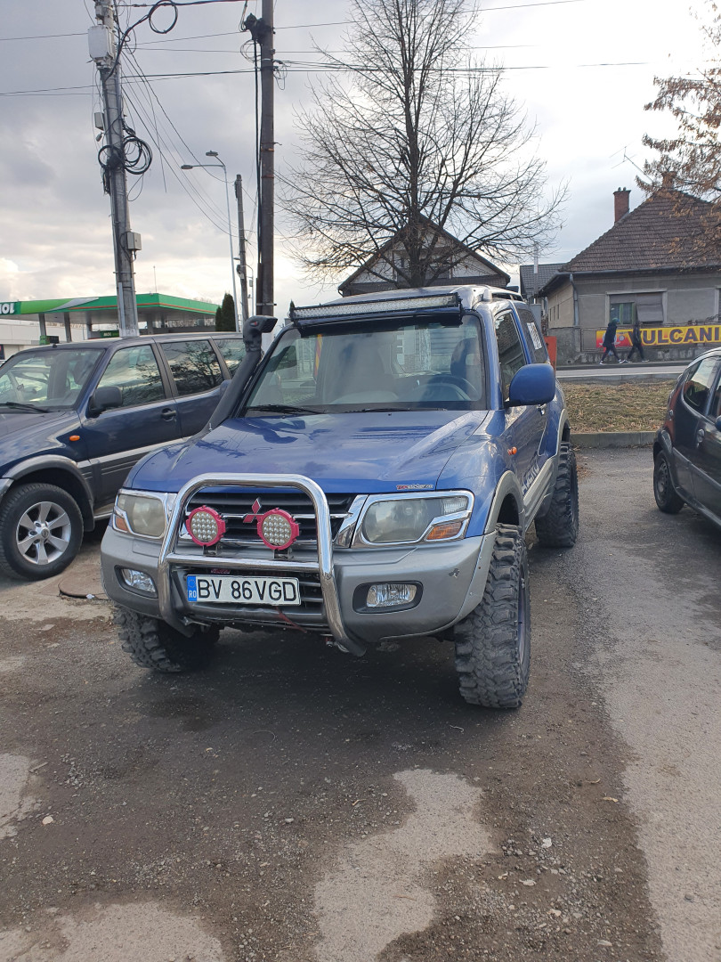 Cumpara/ Vinde online Mitsubishi Pajero 2001 SH, la cel mai bun pret pentru tine!