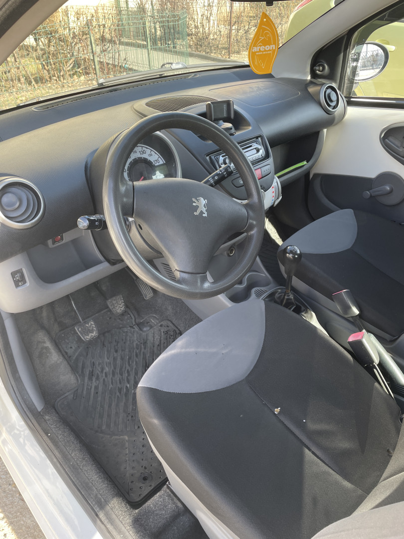 Cumpara/ Vinde online Peugeot 107 2009 SH, la cel mai bun pret pentru tine!