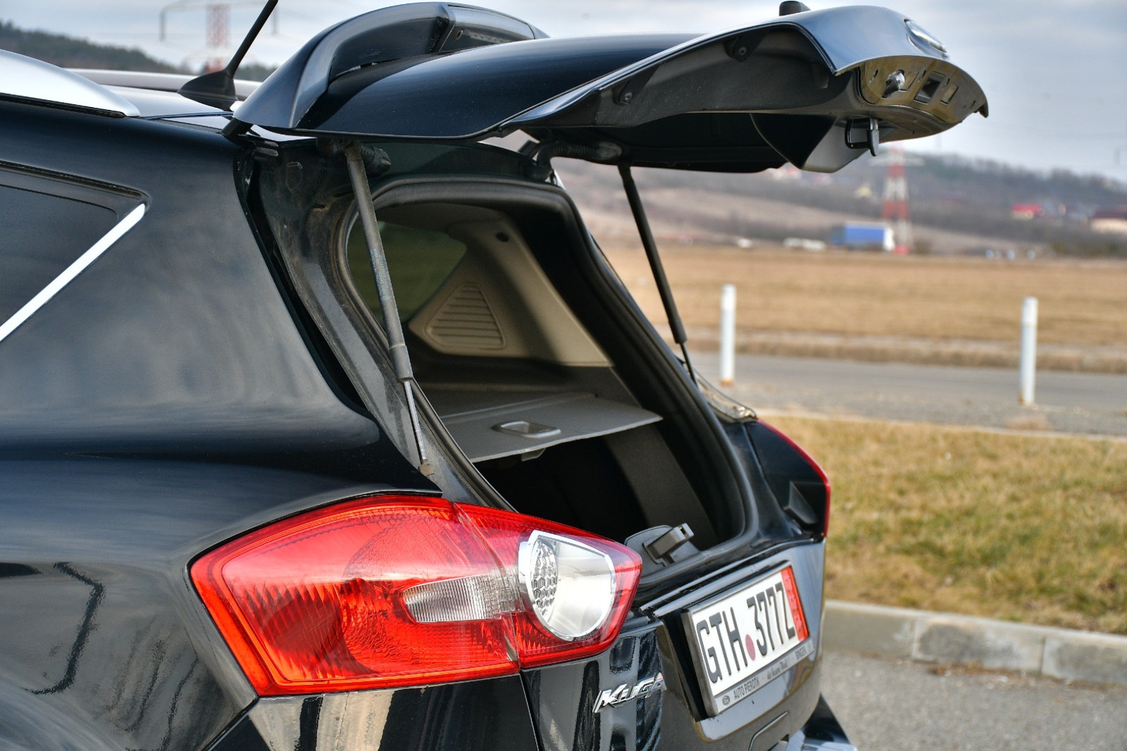 Cumpara/ Vinde online Ford Kuga 2011 SH, la cel mai bun pret pentru tine!