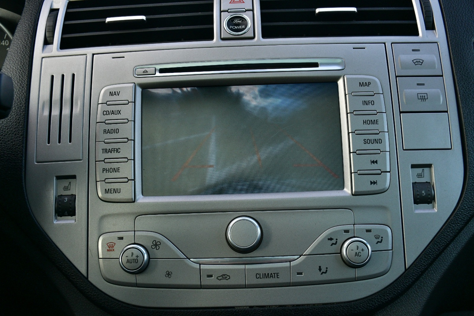 Cumpara/ Vinde online Ford Kuga 2011 SH, la cel mai bun pret pentru tine!