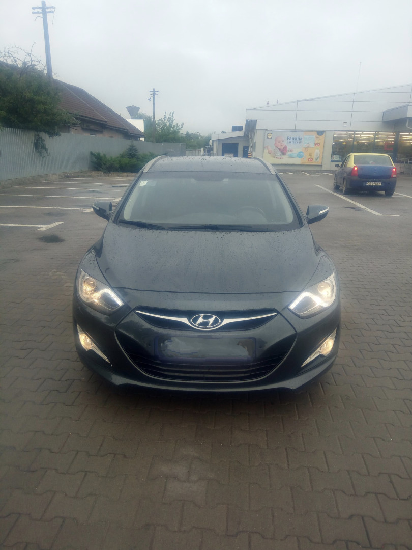 Cumpara/ Vinde online Hyundai i40 2013 SH, la cel mai bun pret pentru tine!